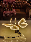 BORBOLETA 40CM COM LED WARM E MOVIMENTO COM SUPORTE BIVOLT