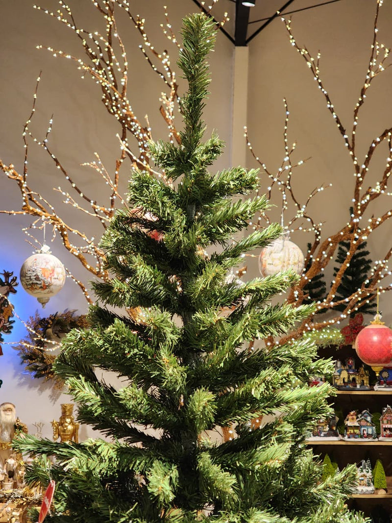 ÁRVORE TRADICIONAL IPANEMA 1350 GALHOS 2,40CM