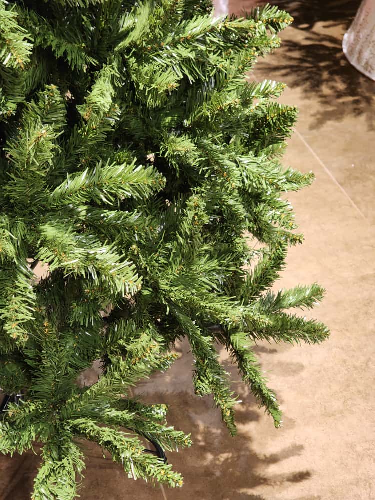 ÁRVORE SLIM BRYANT 1106 GALHOS 2,10CM