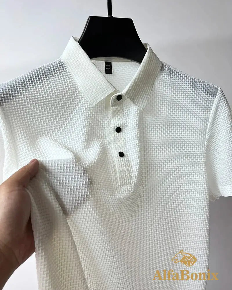 Promoção válida em dezembro: Kit com 3 Camisas Polo Alfa pelo preço de 1